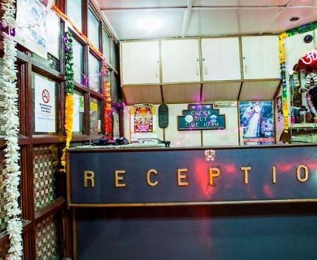 Hotel Library Presidency Mussoorie Exterior photo